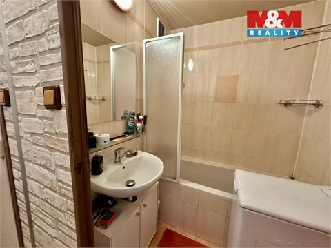 Prodej bytu 2+1, 59 m² - 2