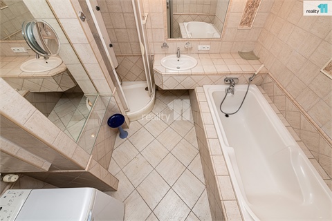 Pronájem bytu 2kk, 78 m² - 8