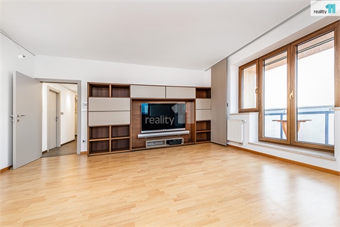 Pronájem bytu 2kk, 78 m² - 2