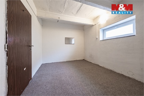 Prodej bytu 2+1, 61 m² 18