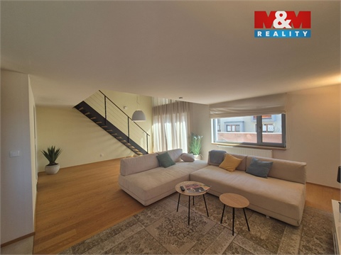 Pronájem bytu 3kk, 109 m² 2