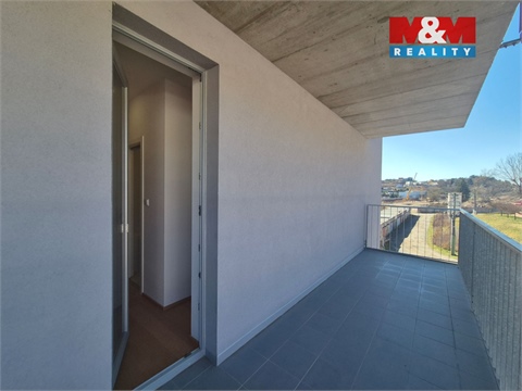 Pronájem bytu 3kk, 109 m² - 24