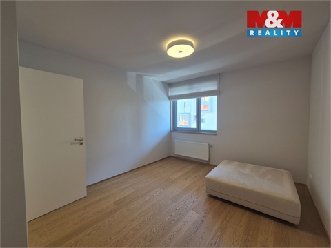 Pronájem bytu 3kk, 109 m² - 6