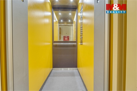 Prodej bytu 4kk, 62 m² 24