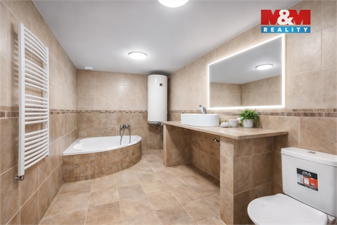 Prodej rodinného domu, 190 m² - 0