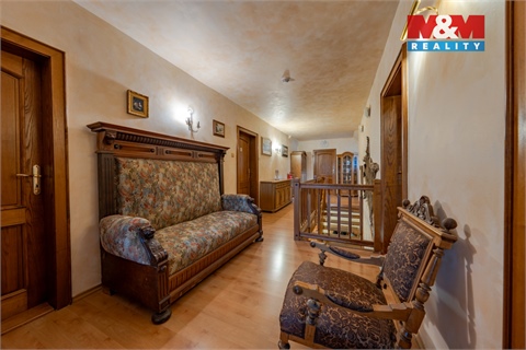 Prodej rodinného domu, 300 m² - 8