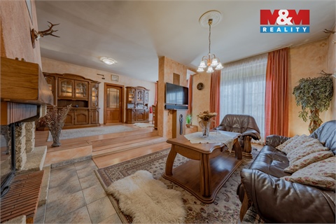 Prodej rodinného domu, 300 m² - 14