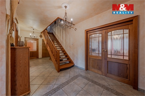 Prodej rodinného domu, 300 m² - 18