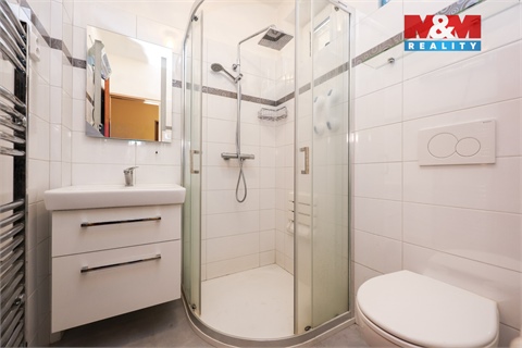 Prodej rodinného domu, 192 m² 6