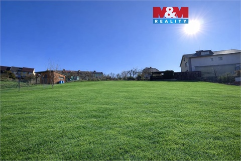 Prodej stavebního pozemku, 1 227 m² 0
