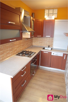 Pronájem bytu 3+1, 75 m² 0