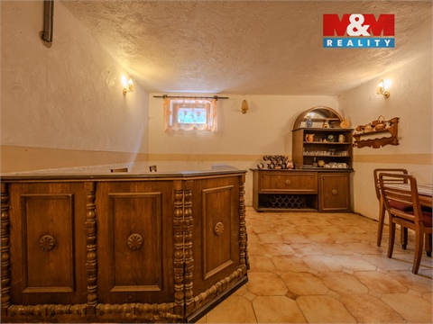 Prodej rodinného domu, 300 m² - 18