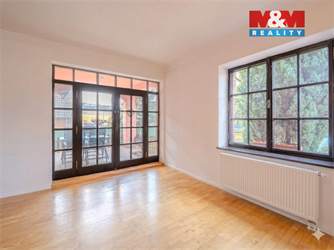 Prodej rodinného domu, 300 m² - 10