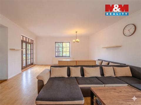 Prodej rodinného domu, 300 m² 8