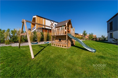 Prodej rodinného domu, 200 m² 14