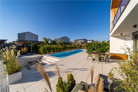 Prodej rodinného domu, 200 m² 10