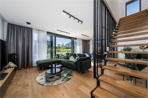 Prodej rodinného domu, 200 m² 18