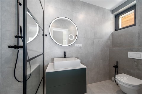 Prodej rodinného domu, 200 m² 24