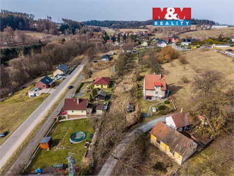 Prodej stavebního pozemku, 2 075 m² 0