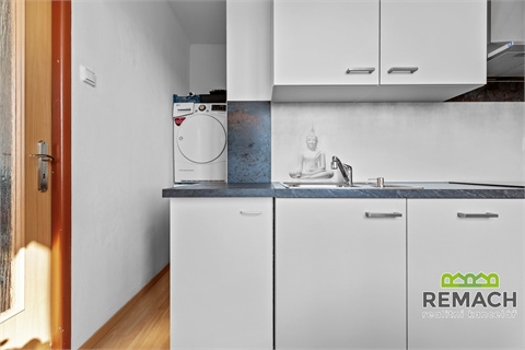 Prodej bytu 2+1, 51 m² 12