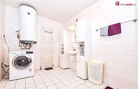 Prodej rodinného domu, 210 m² - 16