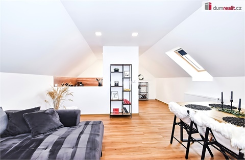 Prodej rodinného domu, 210 m² 6