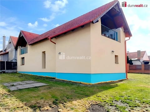 Prodej rodinného domu, 210 m² - 0