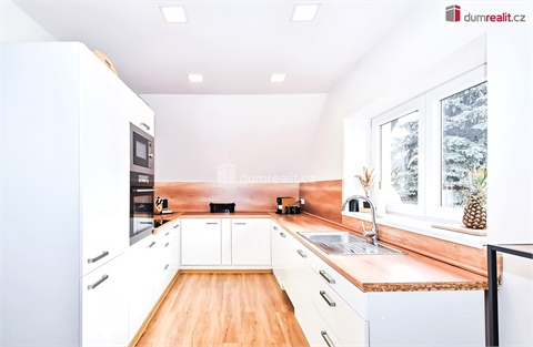 Prodej rodinného domu, 210 m² - 4