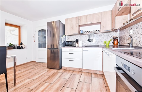 Prodej rodinného domu, 210 m² 16