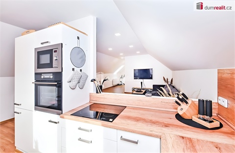 Prodej rodinného domu, 210 m² 4