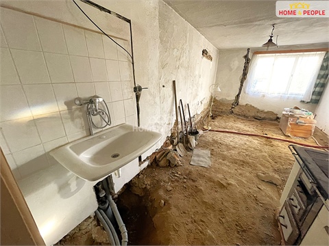 Prodej rodinného domu, 235 m² - 8