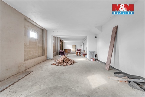 Prodej rodinného domu, 260 m² 14