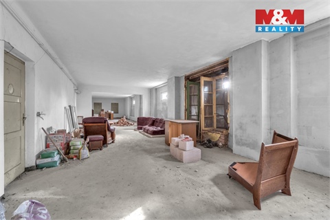 Prodej rodinného domu, 260 m² - 14