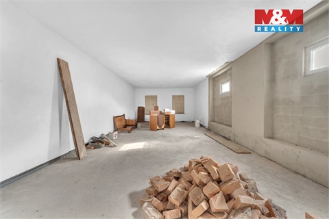 Prodej rodinného domu, 260 m² - 8