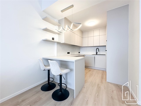 Pronájem bytu 2kk, 60 m² - 2