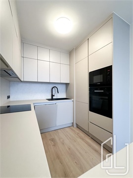 Pronájem bytu 2kk, 60 m² - 0