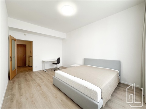 Pronájem bytu 2kk, 60 m² 8