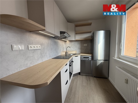 Pronájem bytu 2+1, 56 m² 2