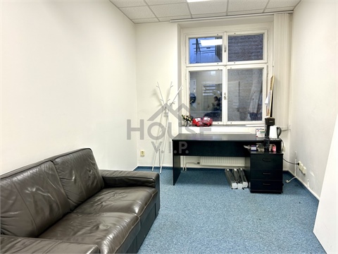 Pronájem kanceláře, 14 m² - 4
