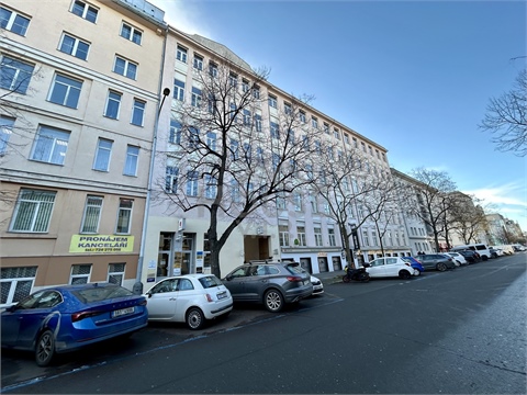 Pronájem kanceláře, 14 m² 8