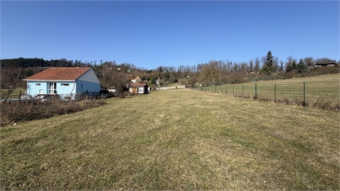 Prodej pozemku pro komerční výstavbu, 2 175 m² 0