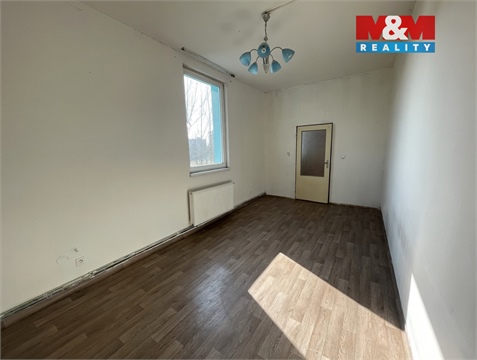 Prodej komerčního objektu, 1 000 m² 8