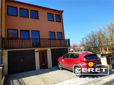 Pronájem bytu 3+1, 70 m² 0