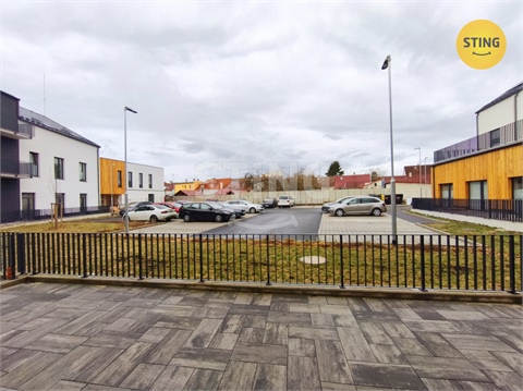 Pronájem bytu 1kk, 51 m² 10