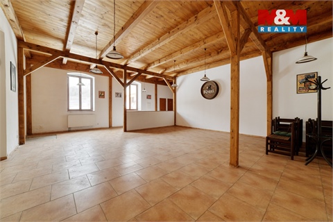 Prodej restaurace, 500 m² 24