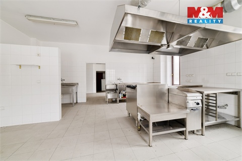 Prodej restaurace, 500 m² 14