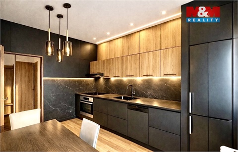 Prodej bytu 3+1, 70 m² 104