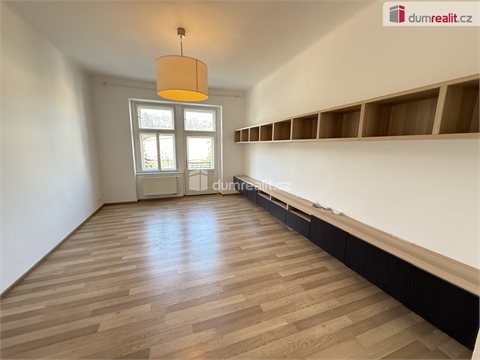 Pronájem bytu 2+1, 68 m² 2