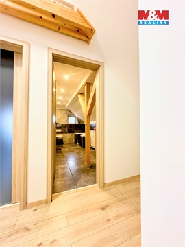 Prodej komerčního objektu, 350 m² 14