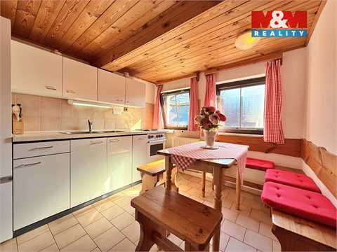 Prodej rodinného domu, 265 m² 8